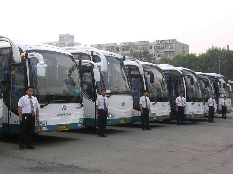 金龍大巴車(chē)隊(duì)
